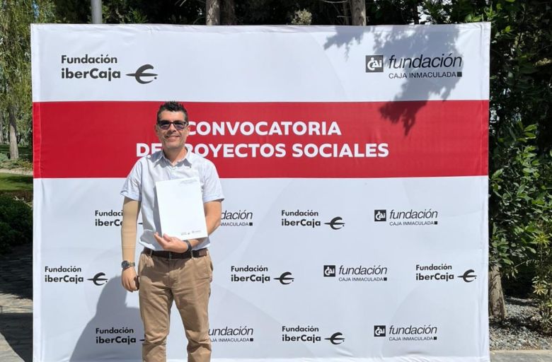 Acto de firma del convenio social con Fundación IberCaja